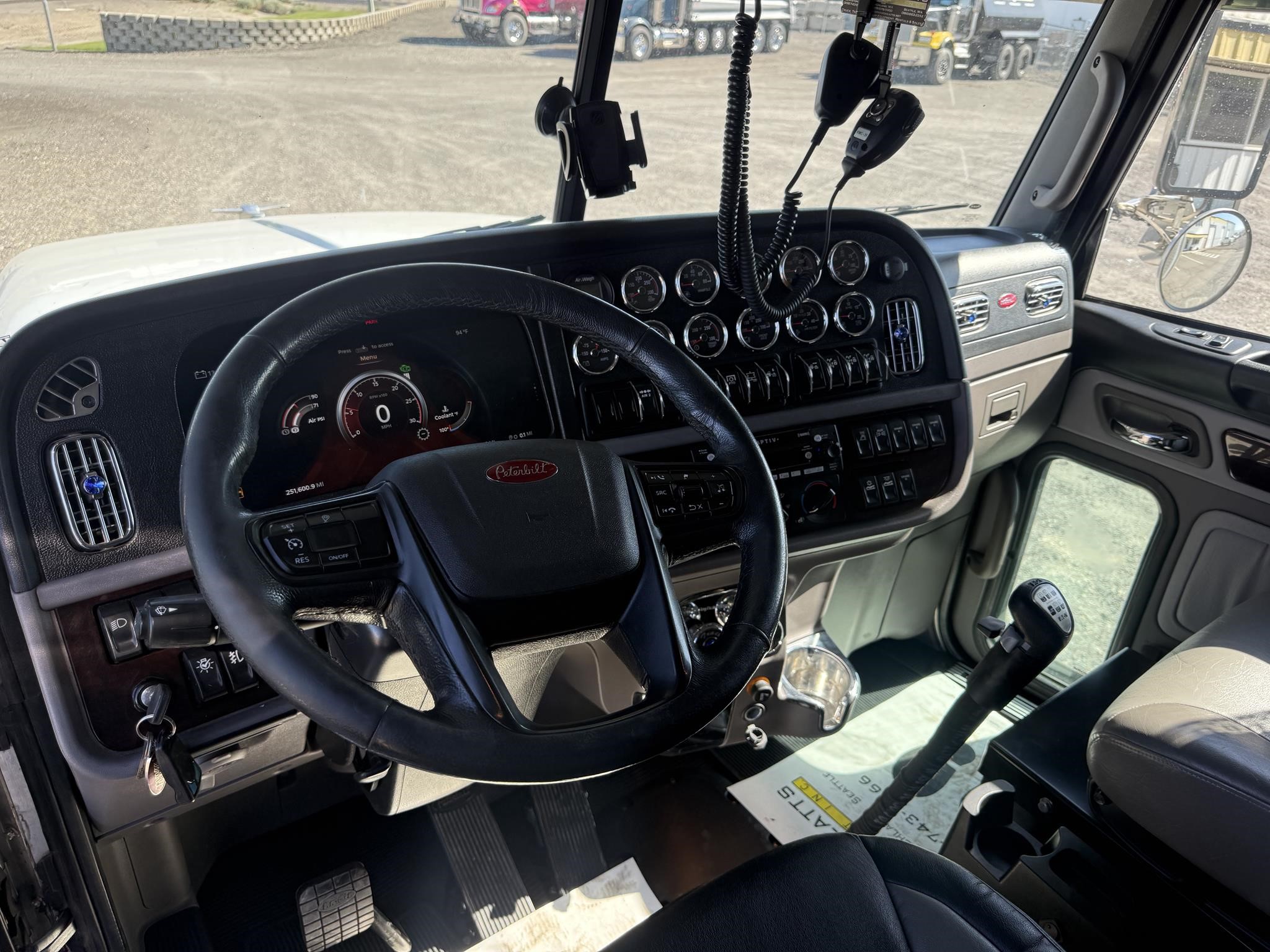 2023 PETERBILT 367 11021876467 2023 PETERBILT 367 11021876467