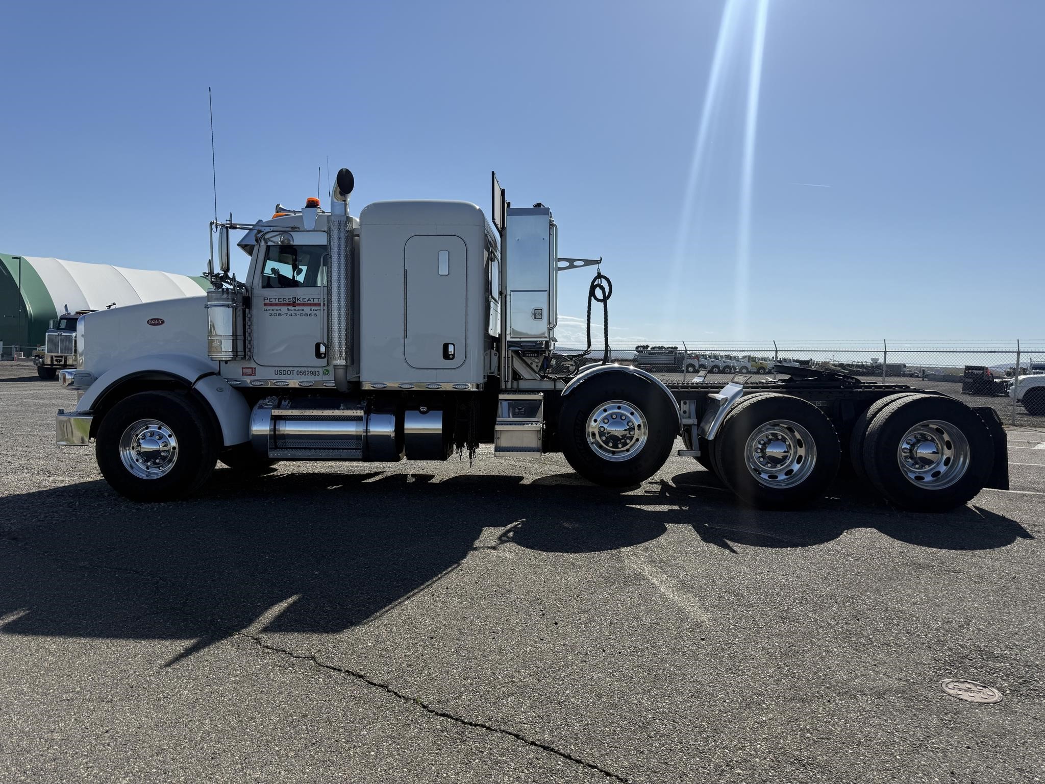 2023 PETERBILT 367 11021876696 2023 PETERBILT 367 11021876696