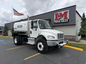 2020 FREIGHTLINER BUSINESS CLASS M2 106 11023592569