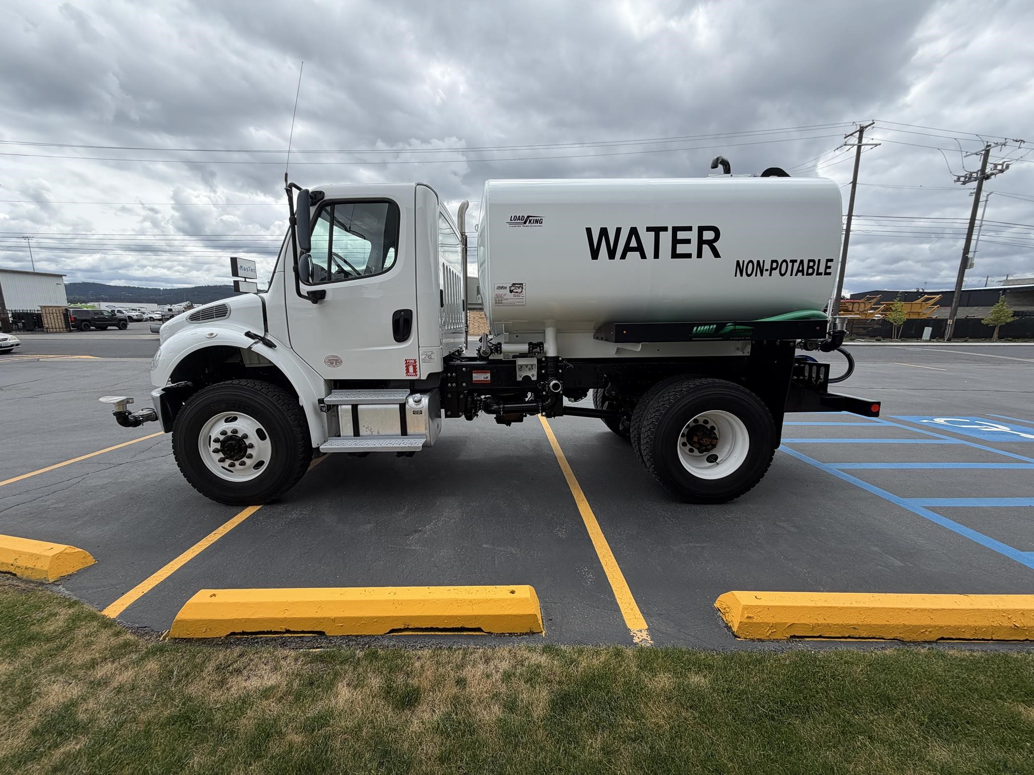 2020 FREIGHTLINER BUSINESS CLASS M2 106 - image 6 of 6