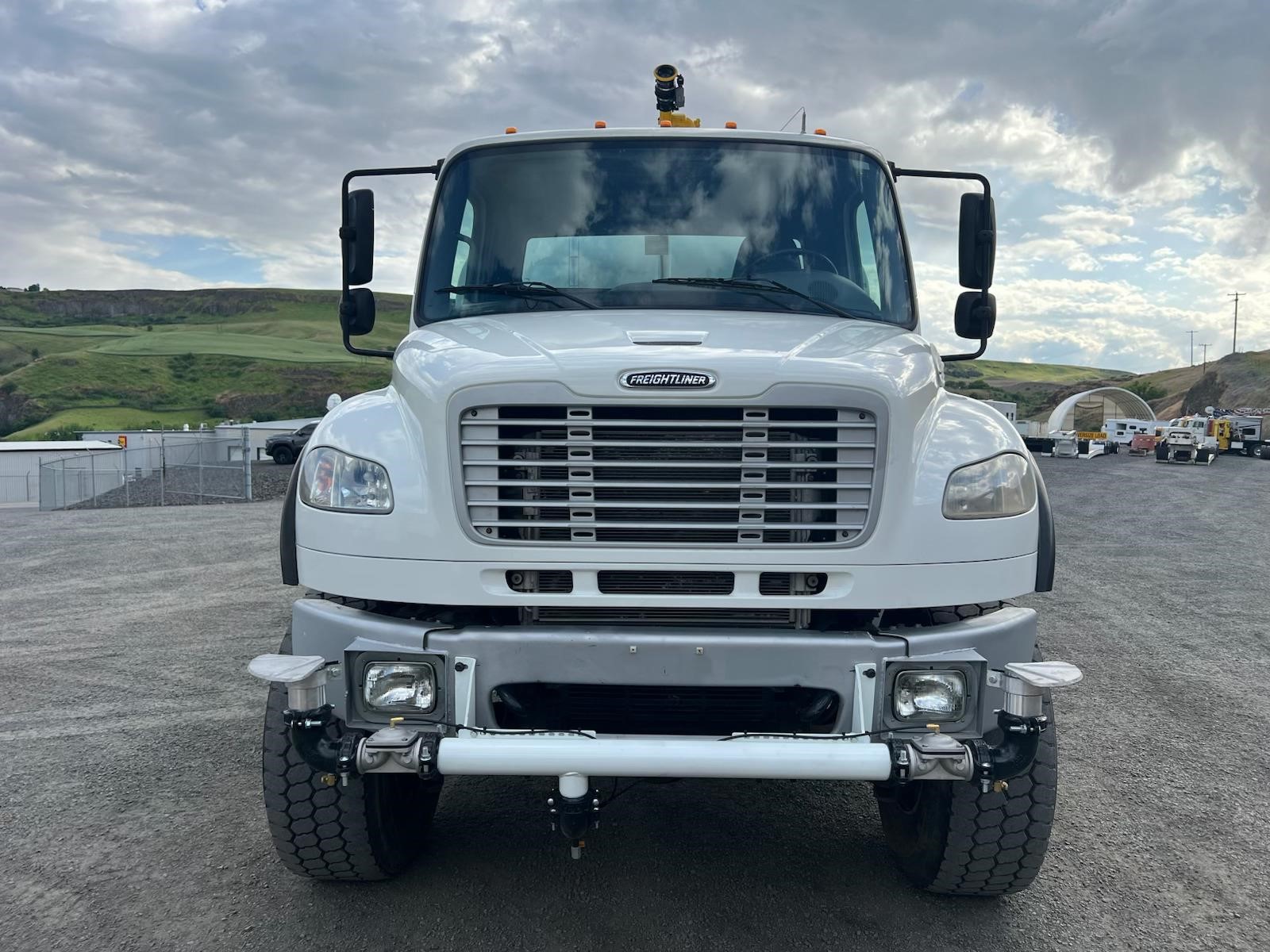 2015 FREIGHTLINER BUSINESS CLASS M2 106 11024299947 2015 FREIGHTLINER BUSINESS CLASS M2 106 11024299947