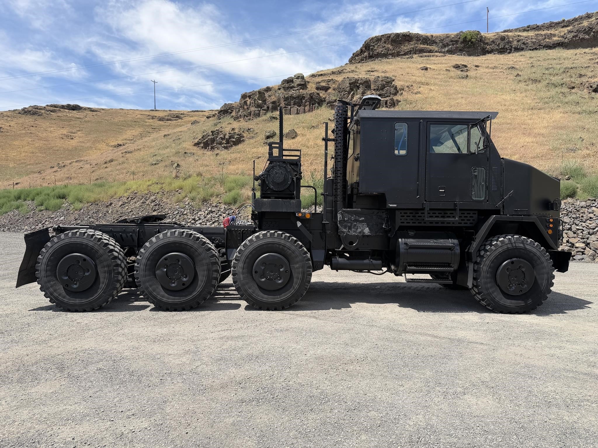 2002 OSHKOSH M1070 2002 OSHKOSH M1070 - image 6 of 6