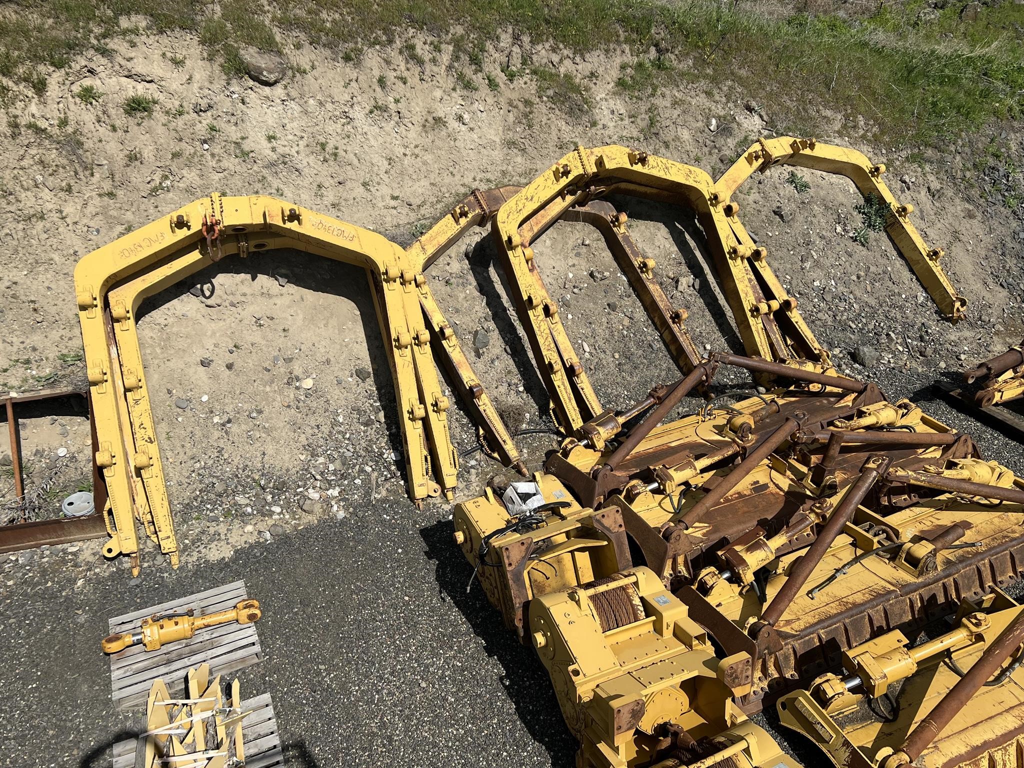 CATERPILLAR D8T CATERPILLAR D8T - image 5 of 6