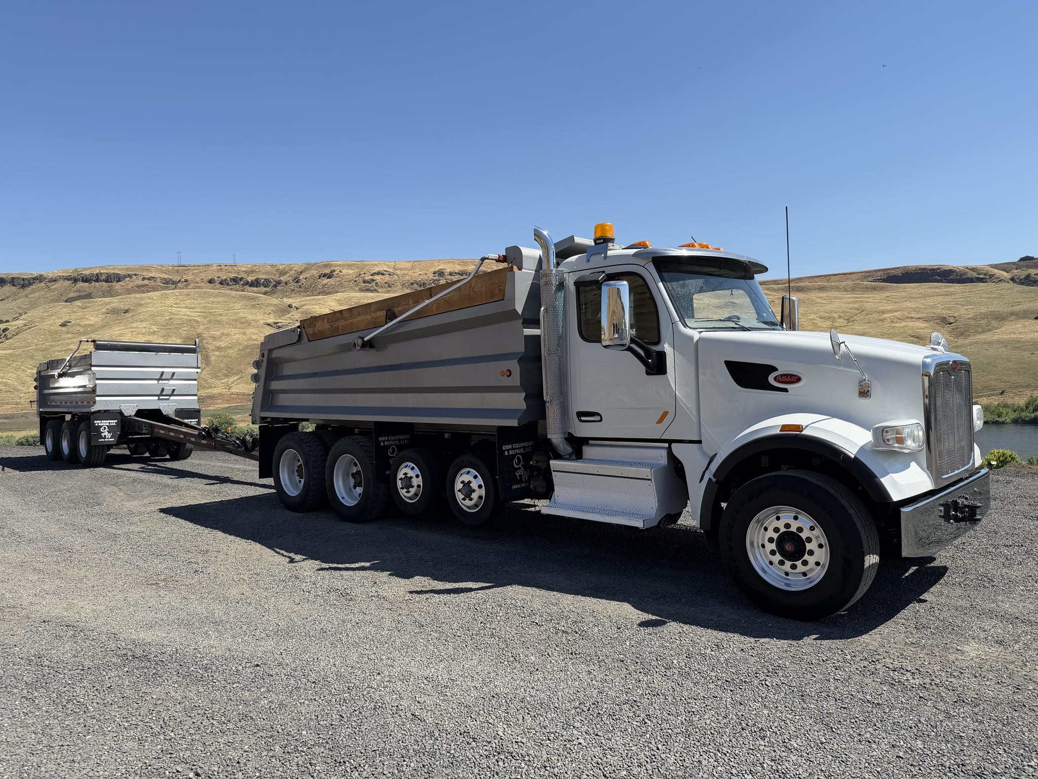 2020 PETERBILT 567 - image 1 of 6