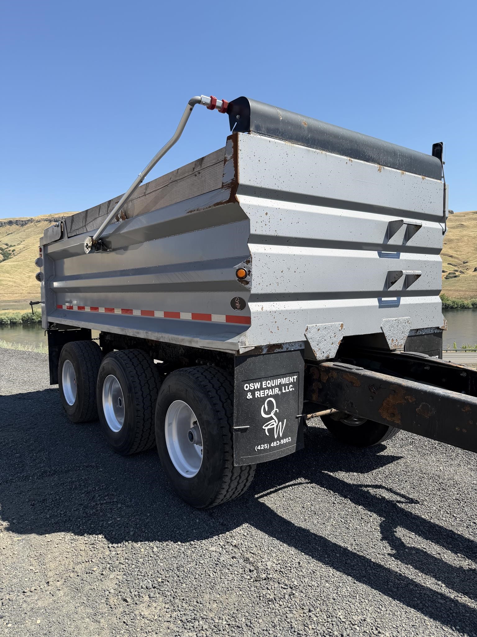 2020 PETERBILT 567 - image 5 of 6