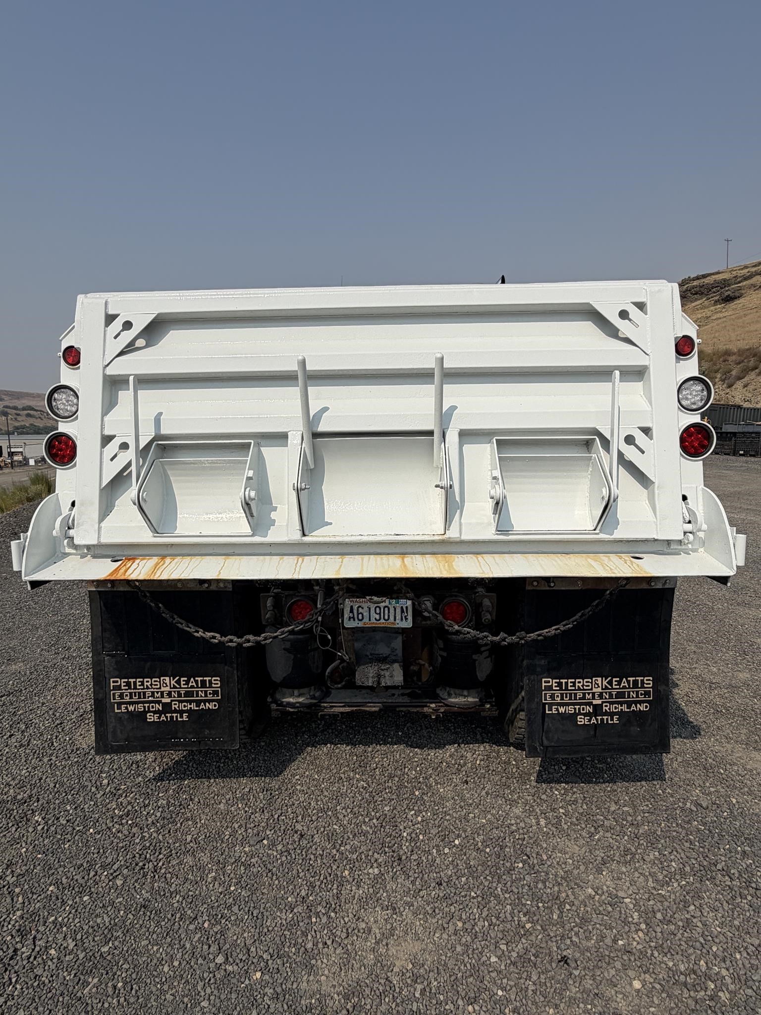 2001 KENWORTH T300 - image 6 of 6