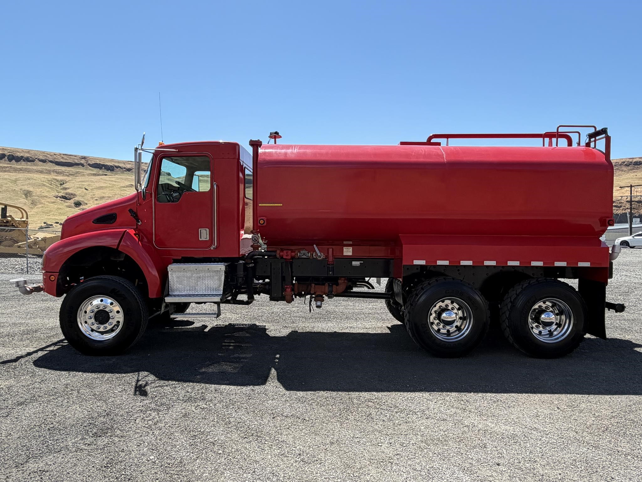 2002 KENWORTH T300 2002 KENWORTH T300 - image 2 of 6