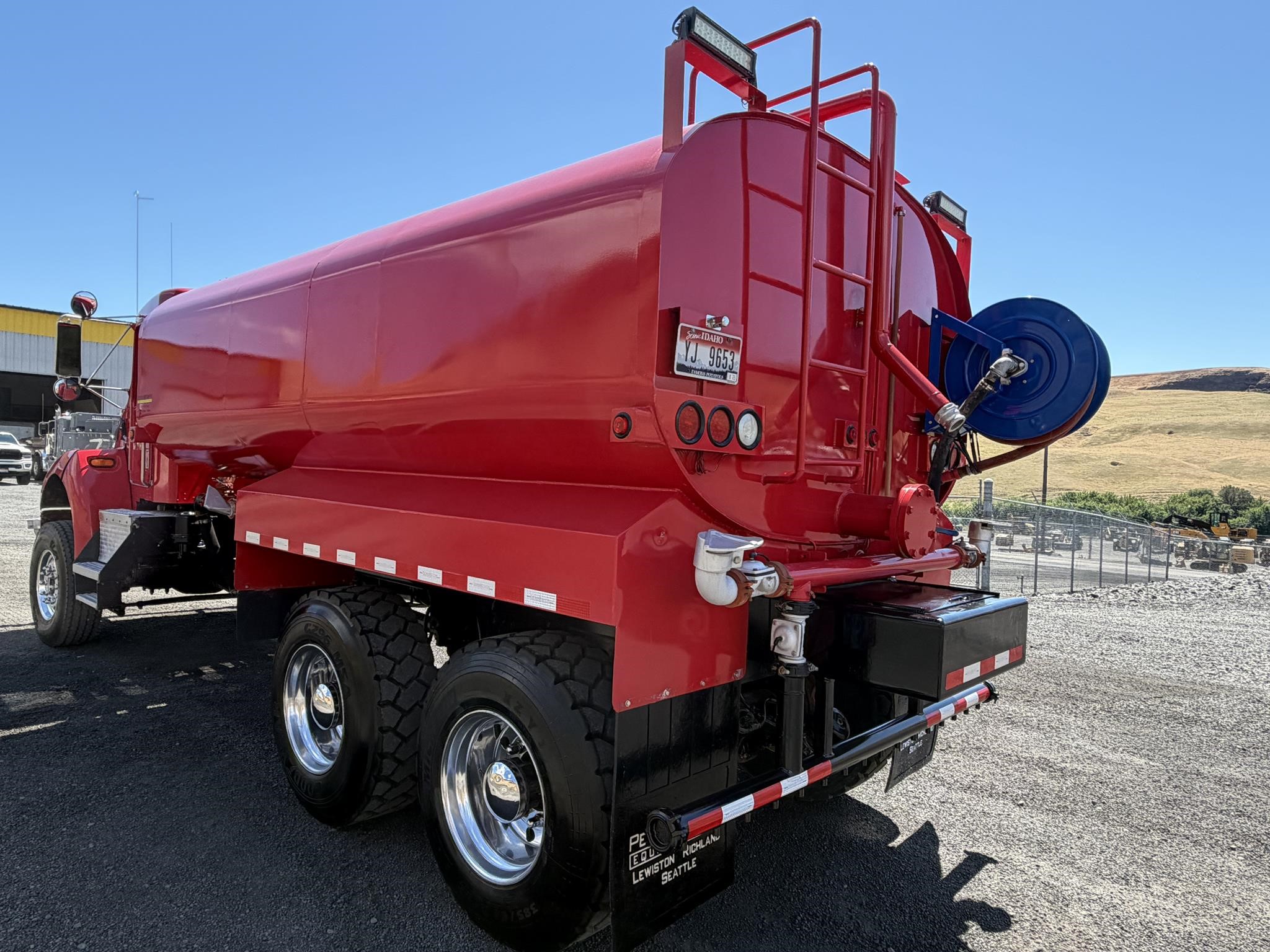 2002 KENWORTH T300 2002 KENWORTH T300 - image 3 of 6