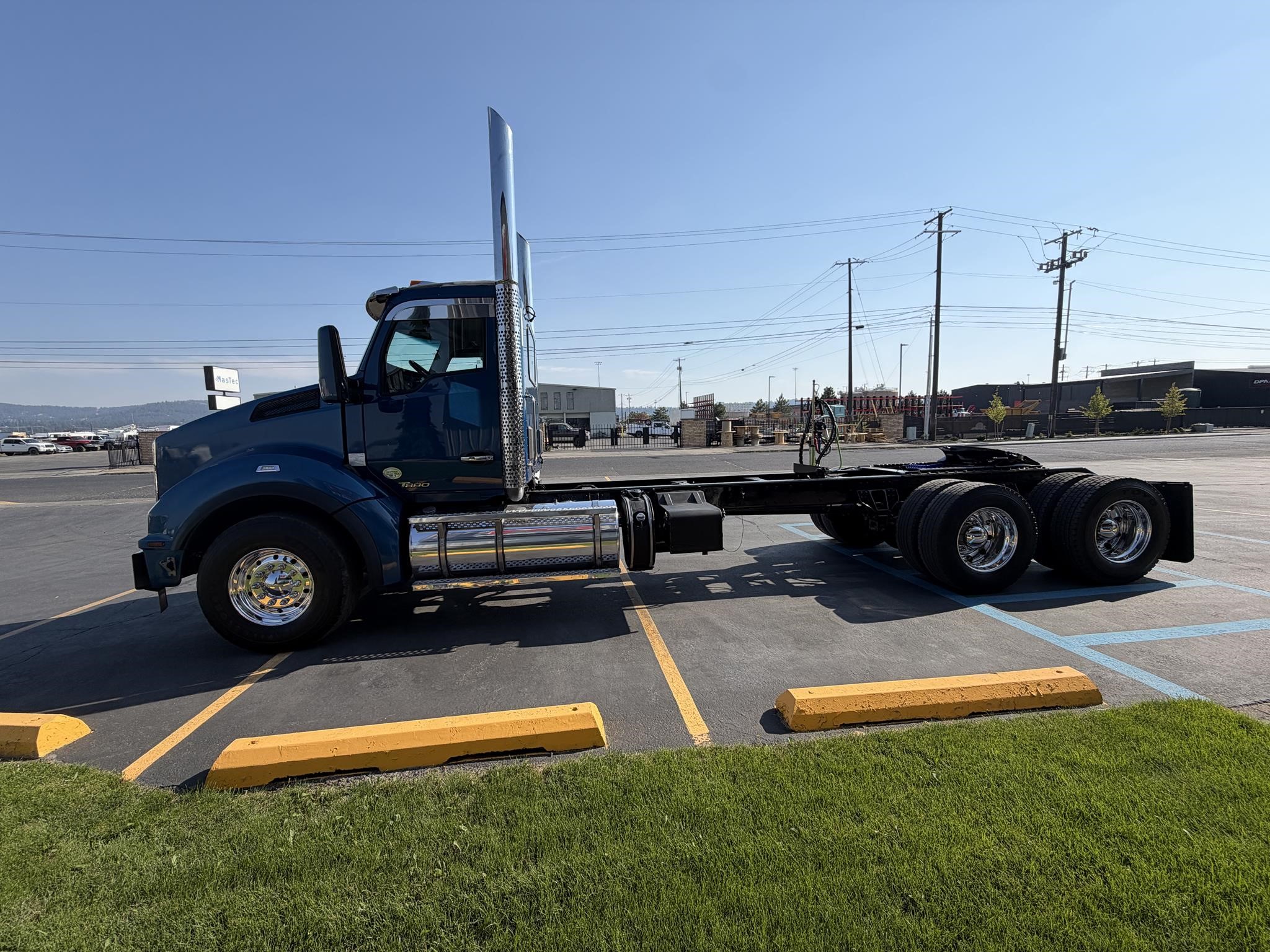 2016 KENWORTH T880 2016 KENWORTH T880 - image 6 of 6