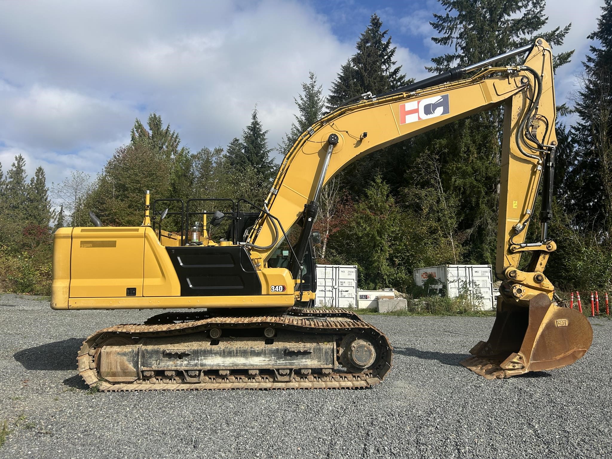 2022 CATERPILLAR 340 2022 CATERPILLAR 340 - image 3 of 6