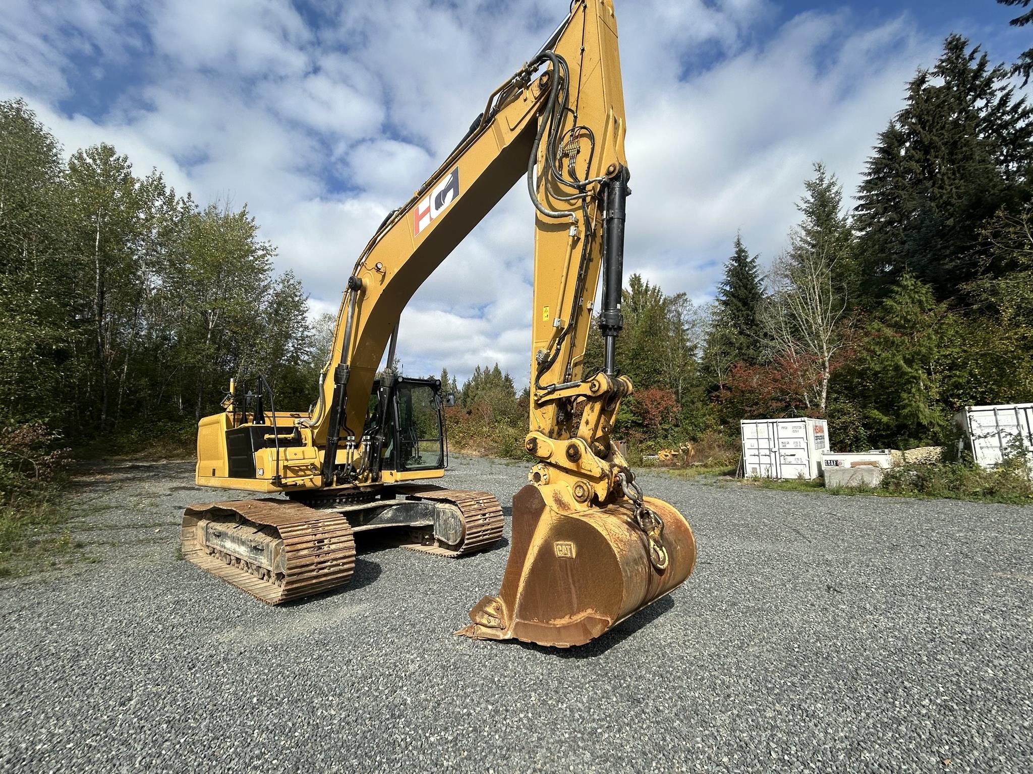 2022 CATERPILLAR 340 2022 CATERPILLAR 340 - image 2 of 6