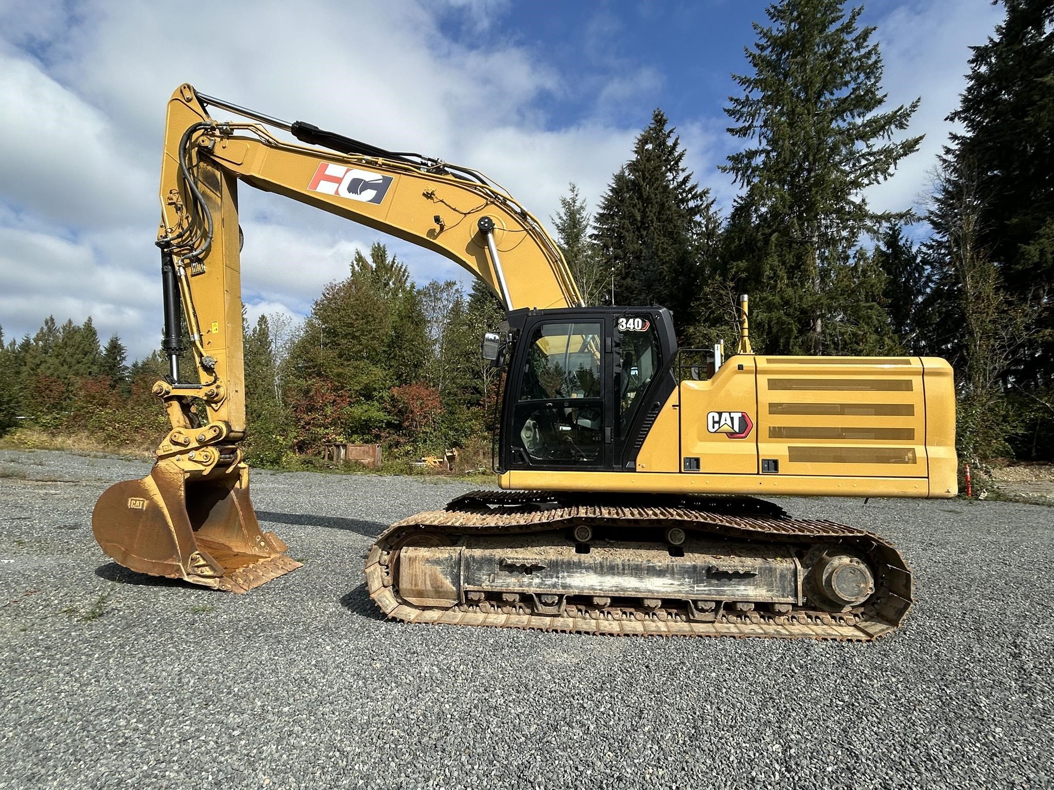 2022 CATERPILLAR 340 2022 CATERPILLAR 340 - image 1 of 6